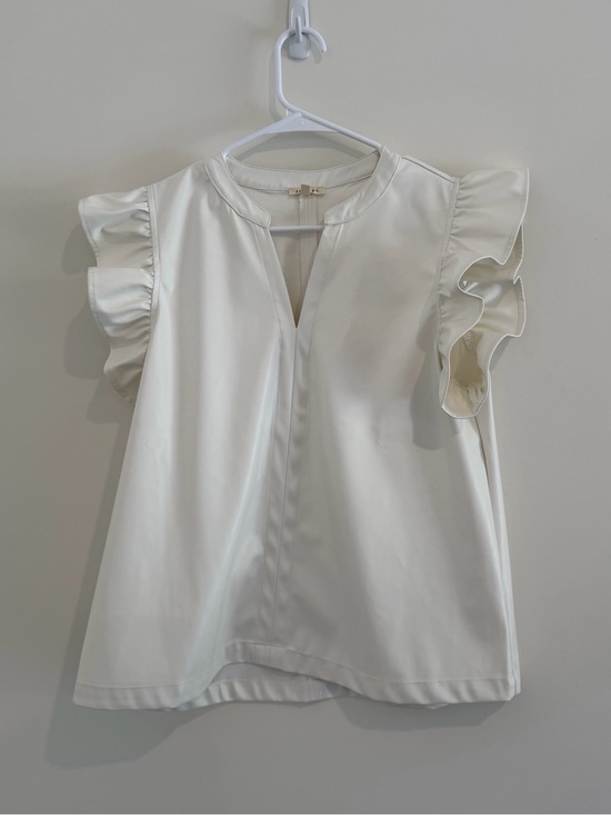 JODIFL Tops - JODIFL Cream Ruffle Sleeve pleather V-Neck Blouse